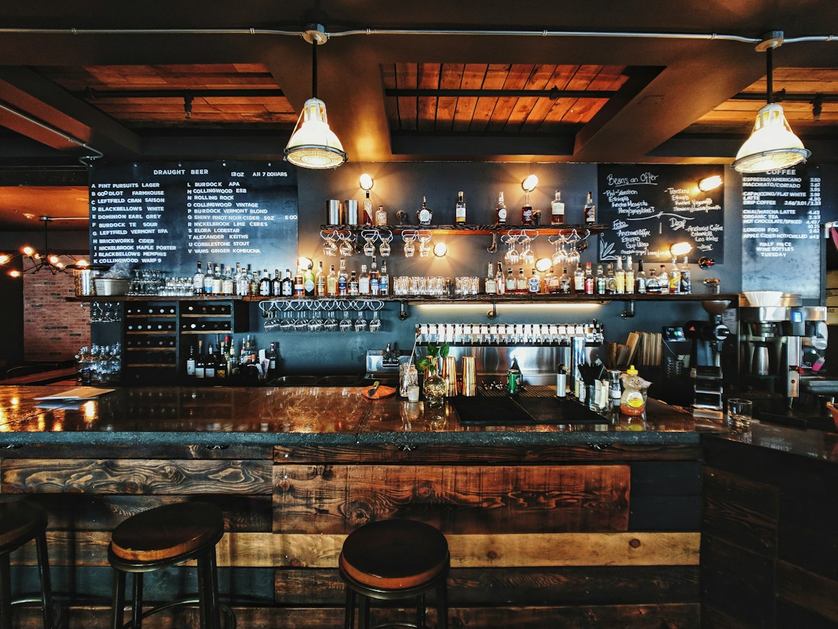 L???Atelier Gourmet & Bistro Lounge